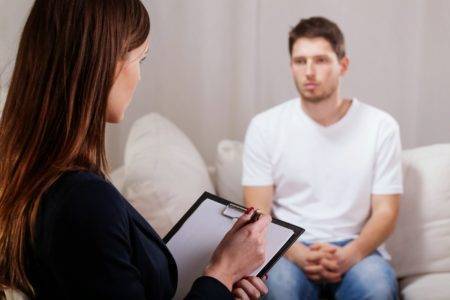 Avoiding Countertransference: 5 Signs Your Therapist is Attracted to You