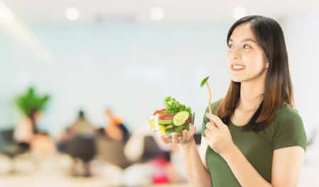 Warum ist achtsames Essen wichtig, um einen gesunden Lebensstil zu führen?