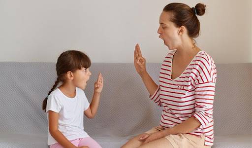 Mengasuh Anak Dengan Disleksia: 7 Tips yang Membantu