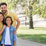 ¿Cómo ayuda un consejero de crianza a los padres a manejar a sus hijos?