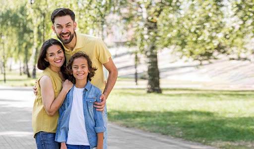 Comment un conseiller parental aide-t-il les parents à gérer leurs enfants ?