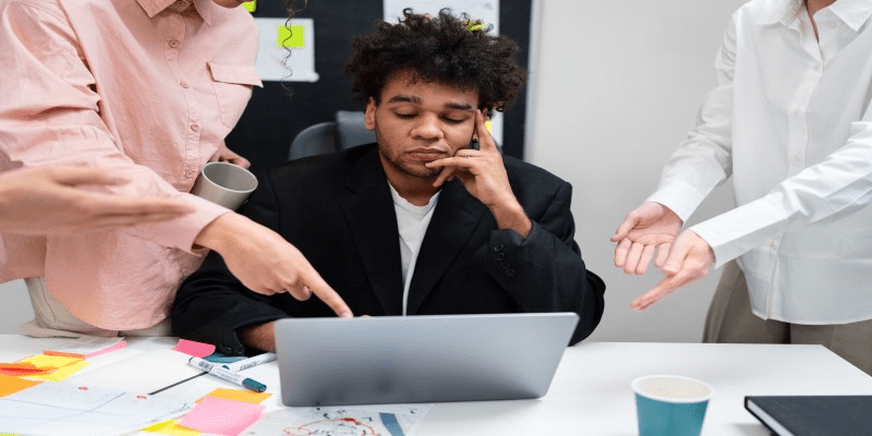 Disturbi borderline di personalità sul posto di lavoro: 4 consigli per datori di lavoro e dipendenti